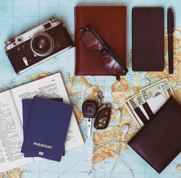 PACK PREMIUM clé en main 1 HOLDING + 2 ETABLISSEMENTS $4 990